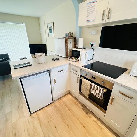 2 Bedroom Bungalow Sv58, Seaview, Isle Of Wight Free Wi-Fi Exterior foto